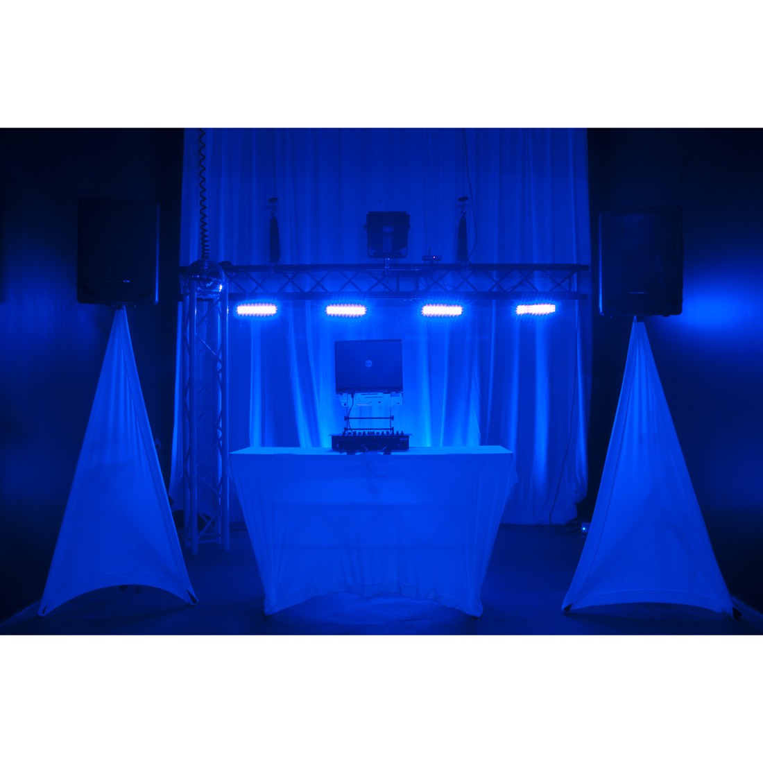 ADJ LED UV GO по цене 32 700 ₽