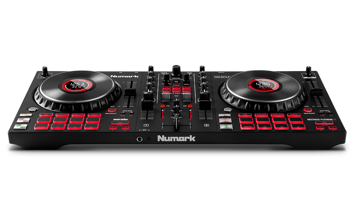 Numark Mixtrack Platinum FX по цене 39 600 ₽