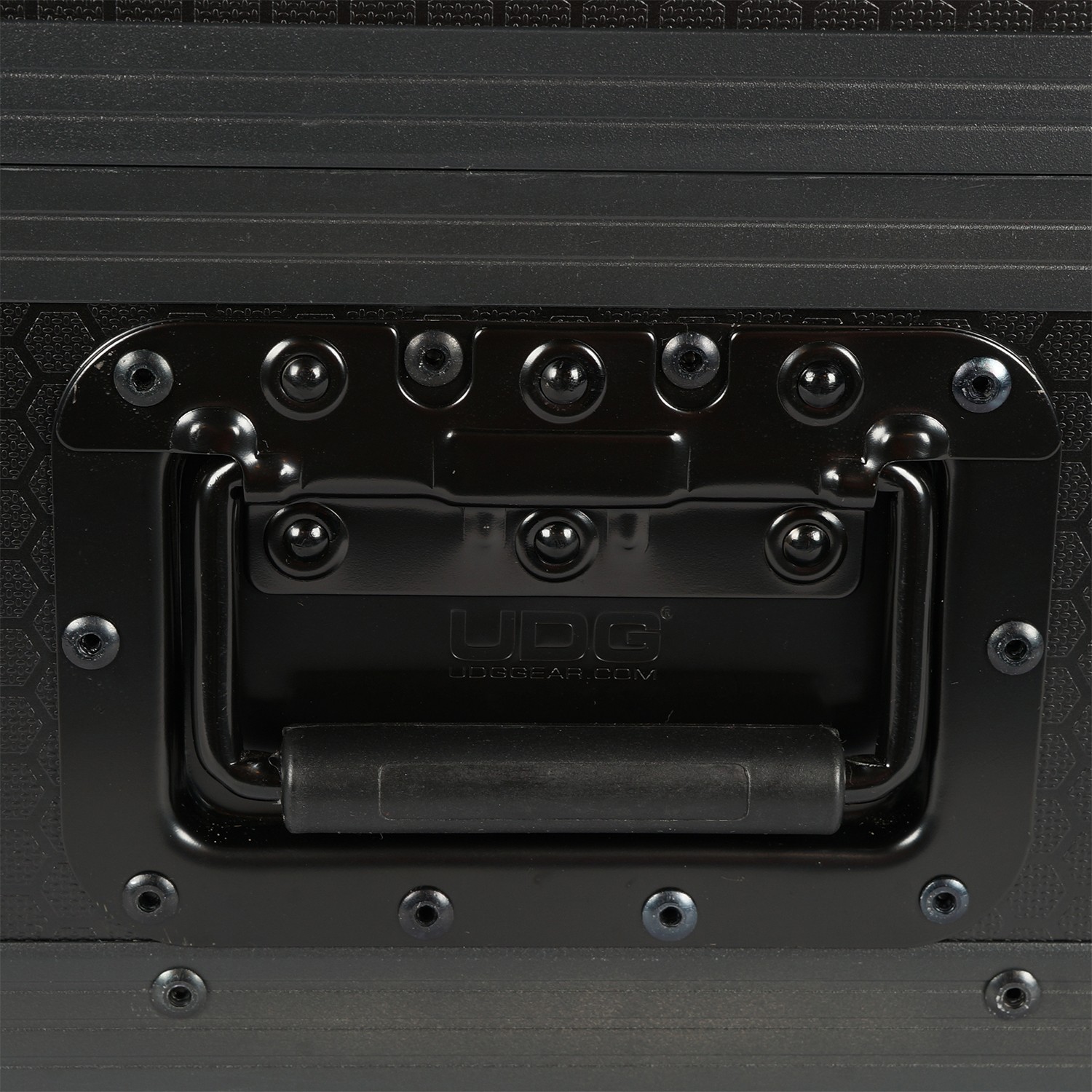 UDG Ultimate Flight Case Scratch Black Plus по цене 44 200 ₽