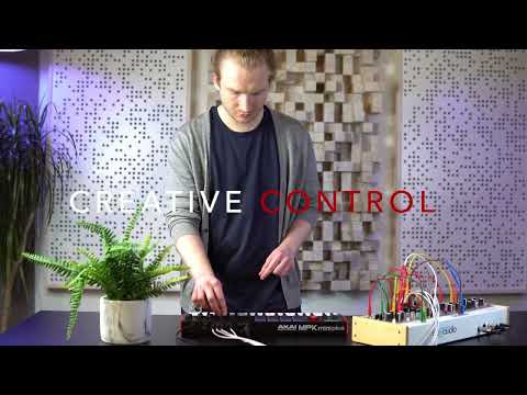 Akai Pro MPK Mini Plus по цене 23 600 ₽