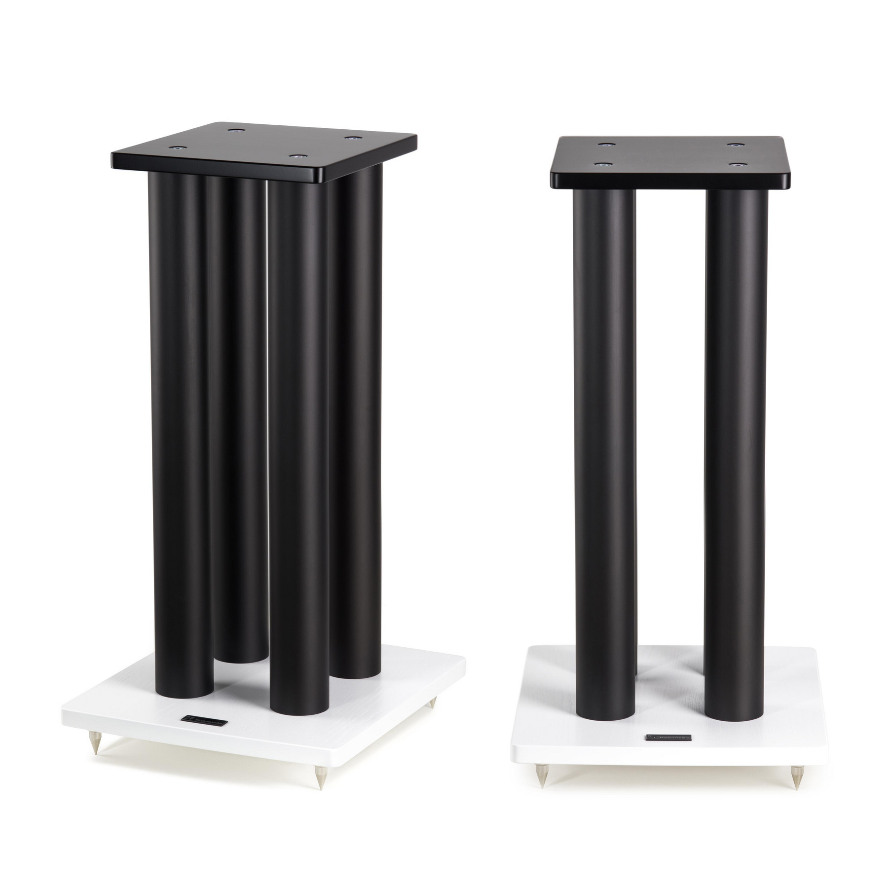 Radiotehnika T6B Black/White по цене 38 900 ₽