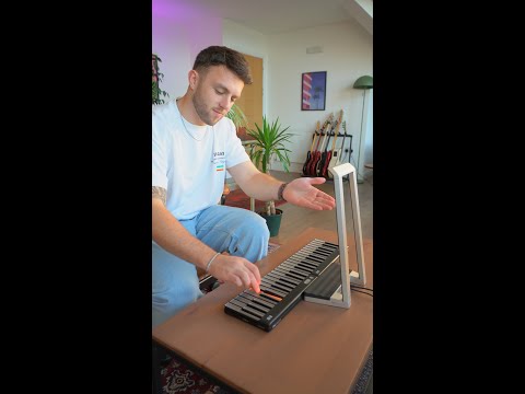 Moving sound with your hands ⚡️