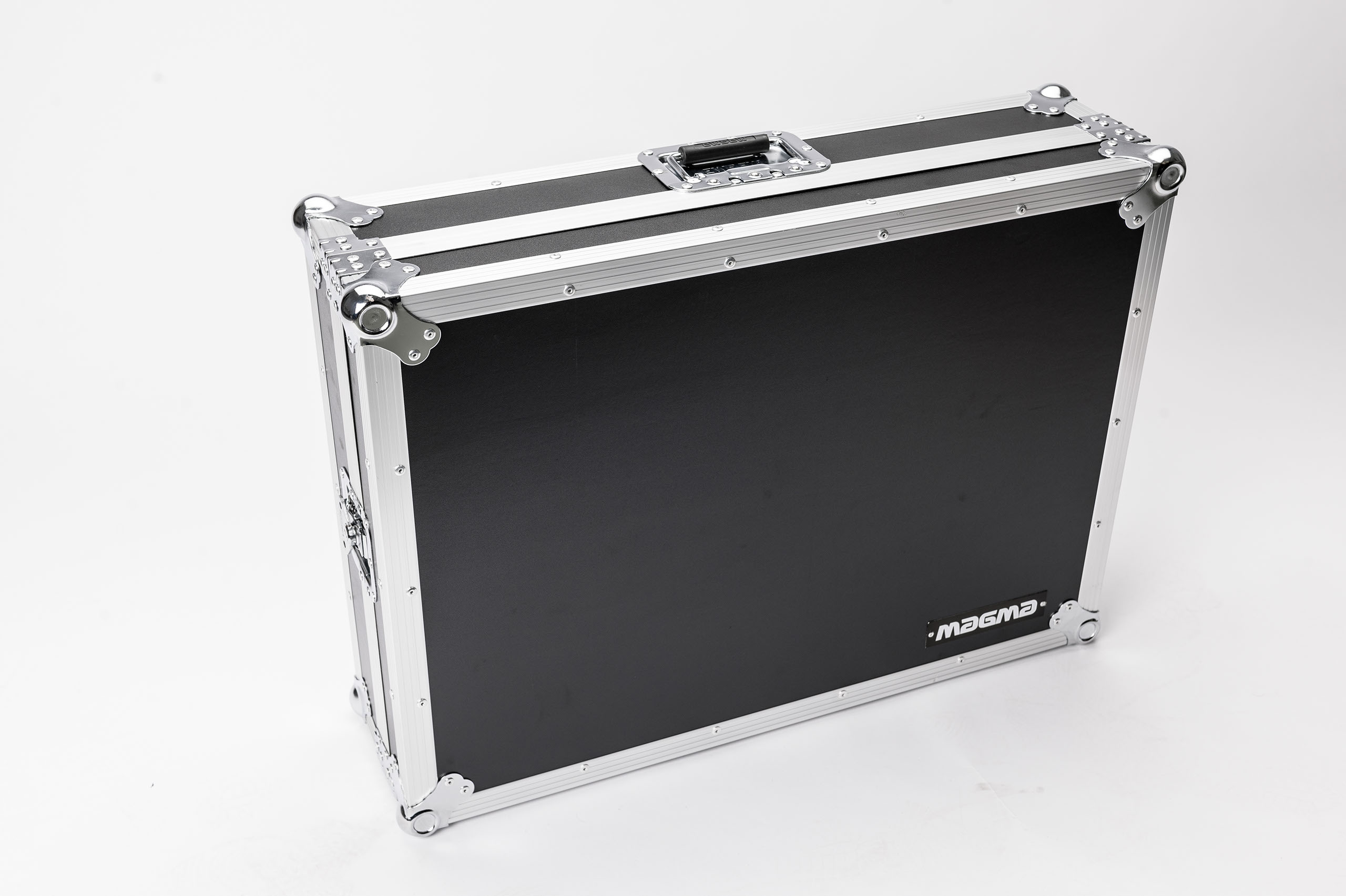 Magma DJ-Controller Case Prime 4 black/silver по цене 38 330 ₽