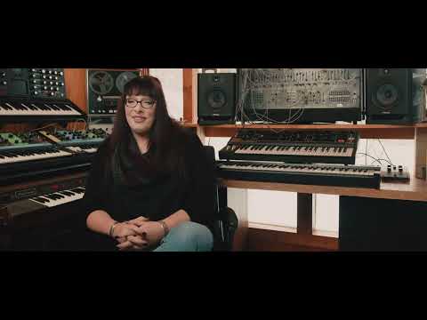 Behringer Alpha по цене 6 600 ₽