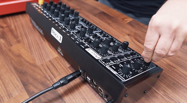 Behringer Pro-1