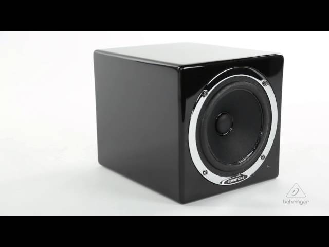 Behringer Studio M по цене 9 450 ₽