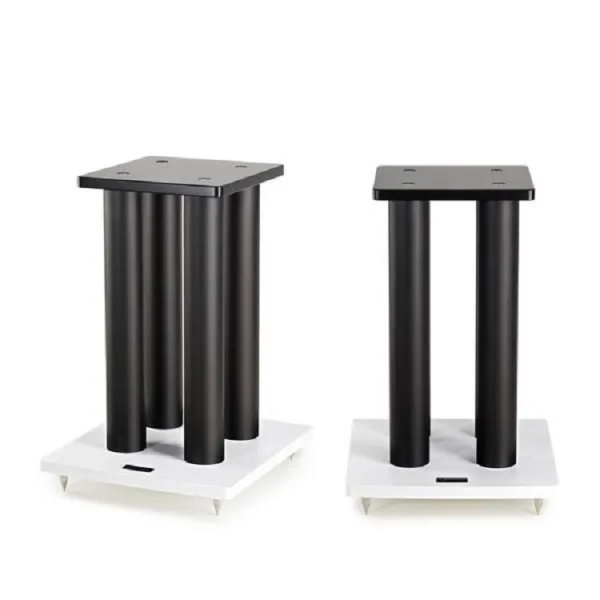 Radiotehnika T4B Black/White по цене 33&nbsp;990.00 ₽