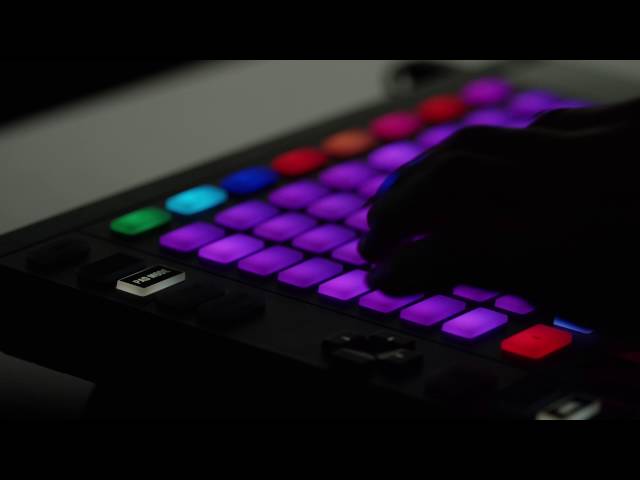 Native Instruments Maschine Jam по цене 24 820 руб.