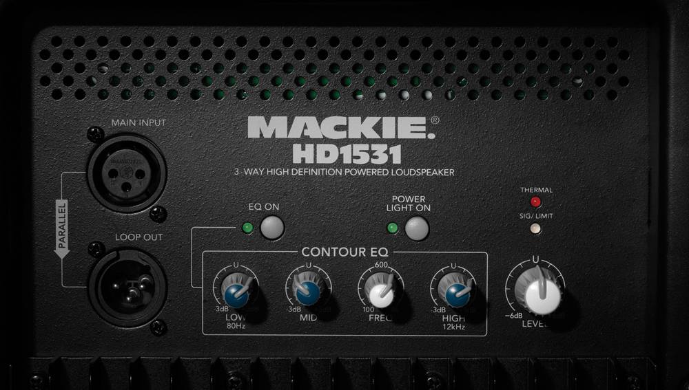 Mackie HD1521 по цене 122 100 ₽