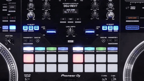 Pioneer DJ | Обзор нового контроллера для Serato DDJ-REV7