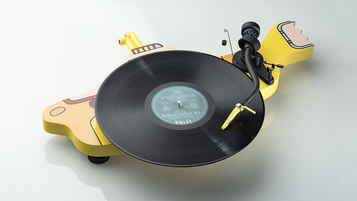 Pro-Ject The Beatles Yellow Submarine по цене 62 200 ₽