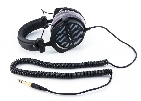 Beyerdynamic DT 990 PRO 250 Ohm по цене 28 809 ₽