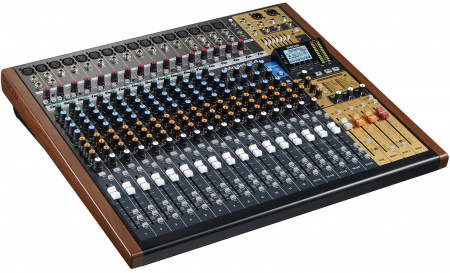 Tascam Model 24 по цене 187 150 ₽