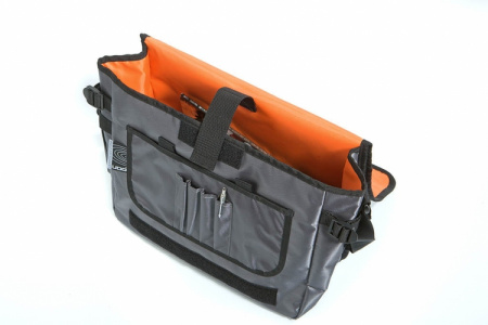 UDG Ultimate CourierBag Steel Grey, Orange Inside по цене 5 200 ₽