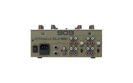 Roland DJ-99 по цене 17 990 руб.