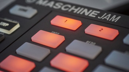 Native Instruments Maschine Jam по цене 24 820 руб.