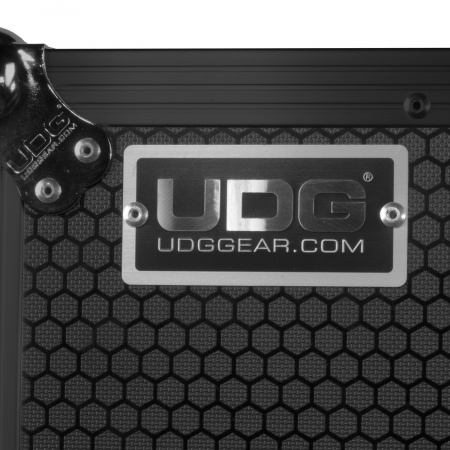 UDG Ultimate Flight Case Pioneer DDJ-RZ/SZ2 Black MK2 Plus по цене 51 750 ₽