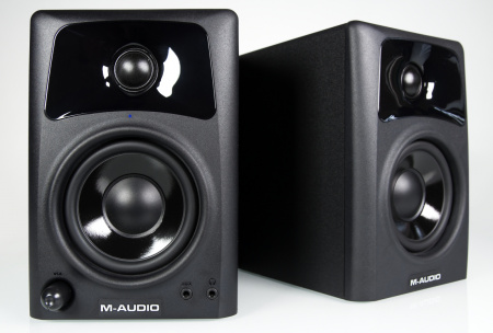 M-Audio AV32 по цене 11 290 ₽