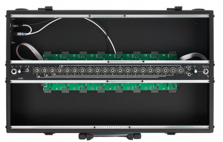 Make Noise 7U CV Bus Case по цене 94 380 ₽
