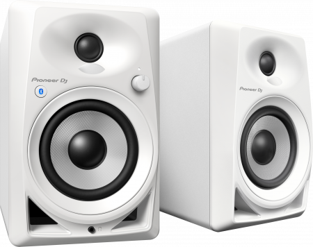 Pioneer DM-40BT-W по цене 24 900 ₽