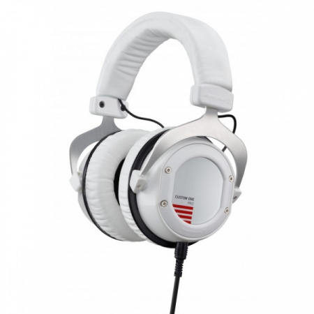 Beyerdynamic custom one studio outlet