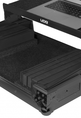 UDG Ultimate Flight Case Multi Format XL Black MK3 Plus по цене 30 000 ₽