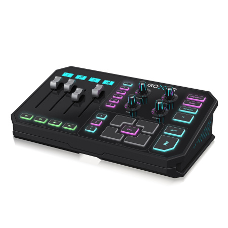 TC Helicon GO XLR по цене 52 700 ₽