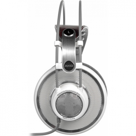AKG K701 по цене 20 000 ₽