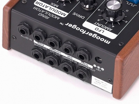 Moog MF-102 Ring Modulator по цене 20 650 руб.