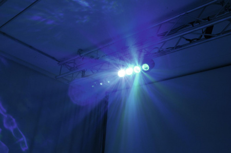 Eurolite LED CPE-4 Flower Effect по цене 10 550 ₽