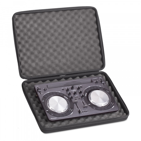 UDG Creator Controller Hardcase Medium MK2 по цене 4 050 ₽