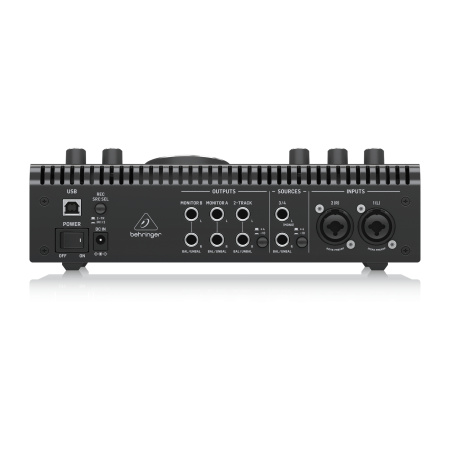 Behringer Studio L по цене 25 990 ₽