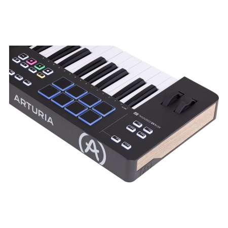 Arturia KeyLab Essential 49 MK3 Black по цене 26 000 ₽