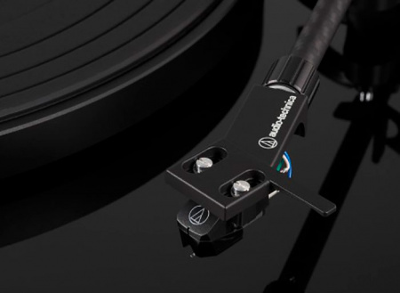 Audio-Technica AT-LPW50PB по цене 4 961 310 152 200 ₽