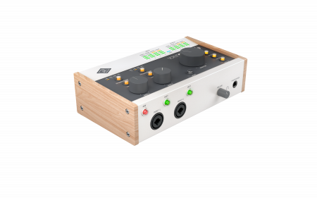 Universal Audio Volt 476 по цене 60 950 ₽