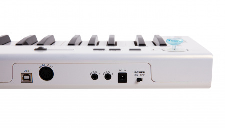 Axelvox KEY49j White по цене 8 500 ₽