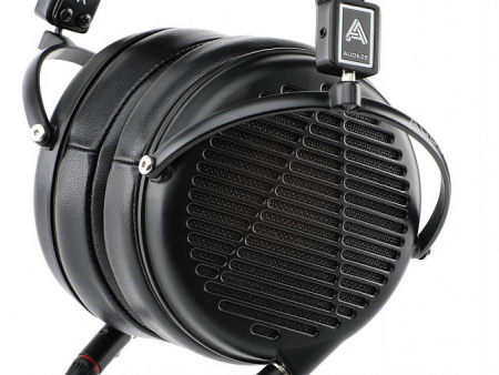 Audeze LCD-24 по цене 295 000 ₽