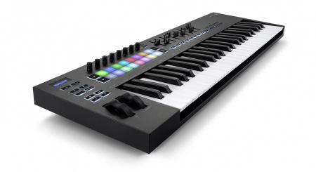 Novation Launchkey 49 MK3 по цене 27 900 ₽