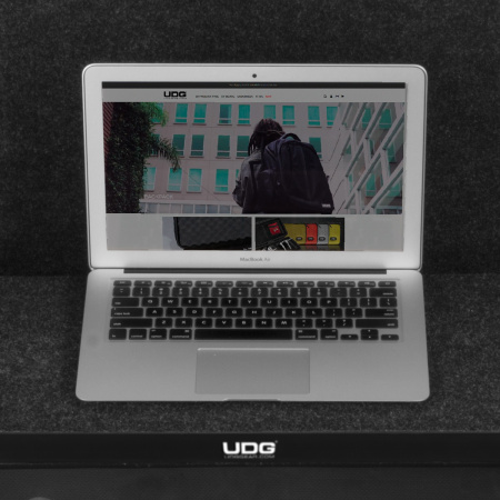 UDG Ultimate Flight Case Pioneer DDJ-RZ/SZ2 Black MK2 Plus по цене 39 700 ₽