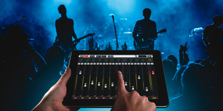Soundcraft Ui-16 по цене 85 600 ₽