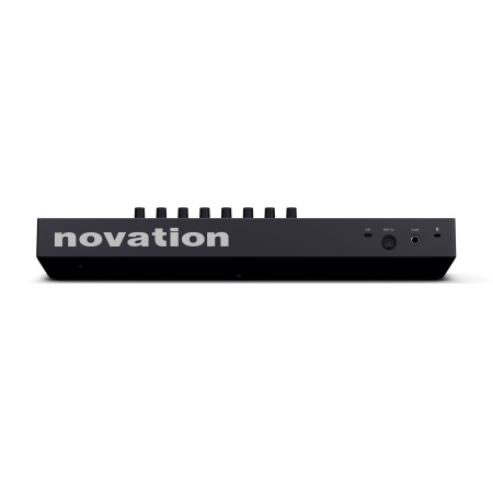 Novation LaunchKey 25 Mk4 по цене 27 200 ₽