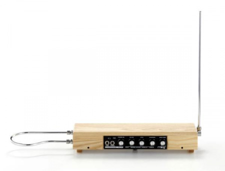 Moog Etherwave Theremin Plus по цене 53 220 ₽