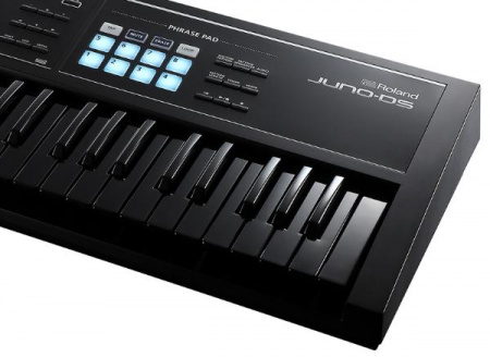 Roland JUNO-DS61B по цене 60 990 ₽