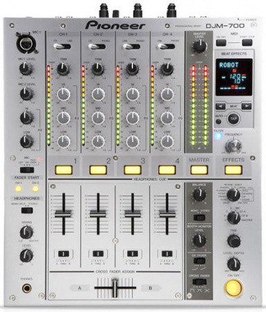 Pioneer DJM-700-S Б/У по цене 23 000 руб.