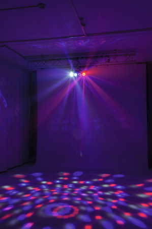 Eurolite LED CPE-4 Flower Effect по цене 10 550 ₽
