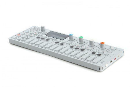 Teenage Engineering OP-1 по цене 111 200 ₽