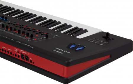 Roland Fantom 7 по цене 372 500 ₽