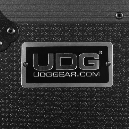 UDG Ultimate Flight Case NI Maschine Studio Black Plus по цене 23 000 ₽