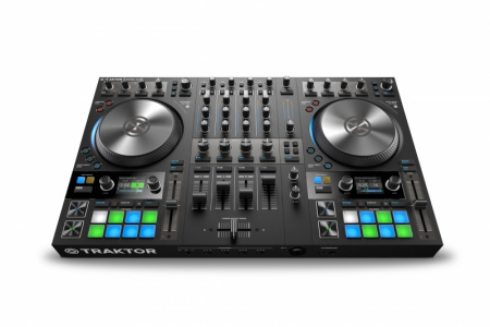 Native Instruments Traktor Kontrol S4 Mk3 по цене 135 000 ₽