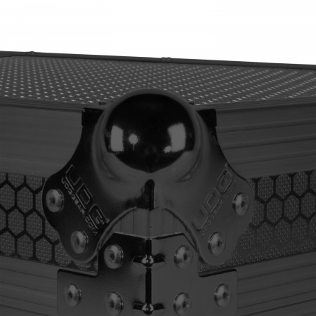 UDG Ultimate Flight Case Multi Format XL MK2 Black Plus по цене 37 950 ₽